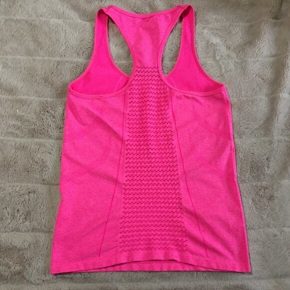 Old Navy Pink Athletic Racerback Top - Picture 4 of 5